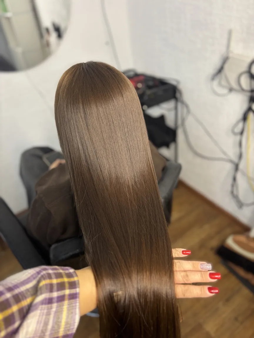 Кератиновое выпрямление