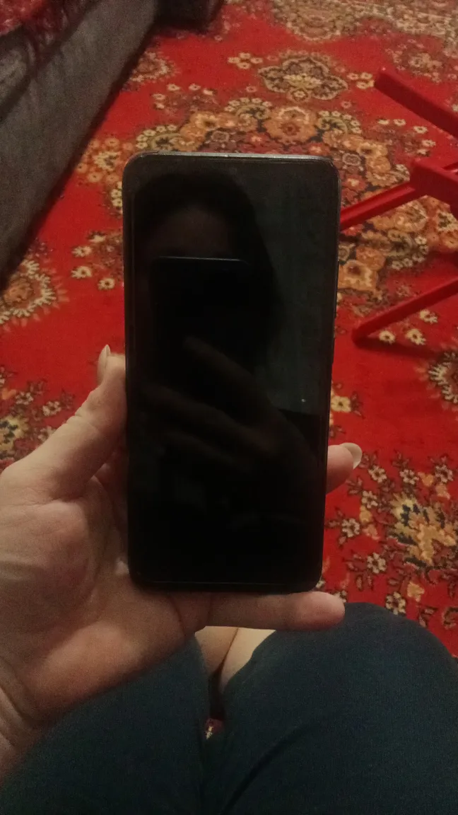 Продам телефон редми9 а